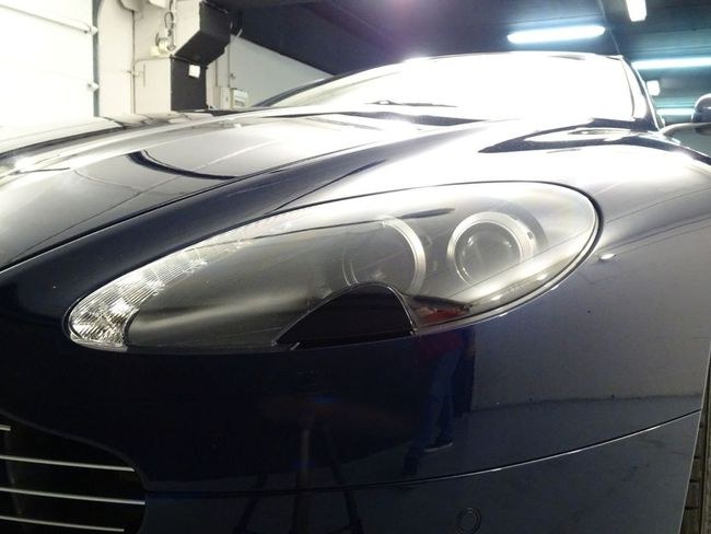 Foto Aston Martin V8 Vantage 29