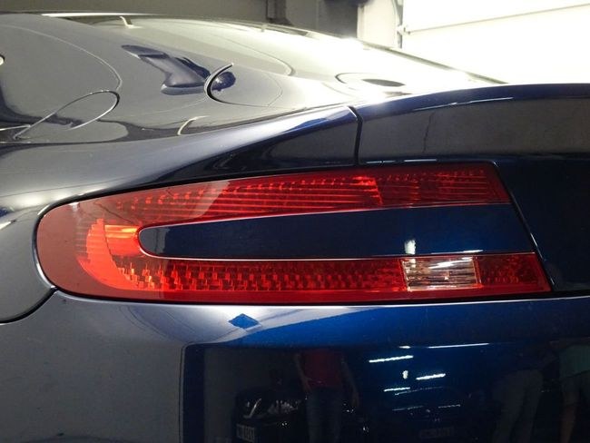 Foto Aston Martin V8 Vantage 30