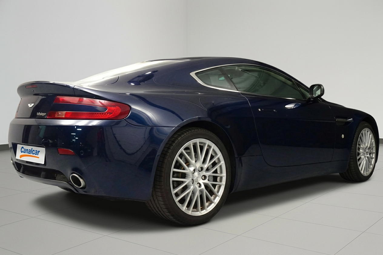 Foto Aston Martin V8 Vantage 4