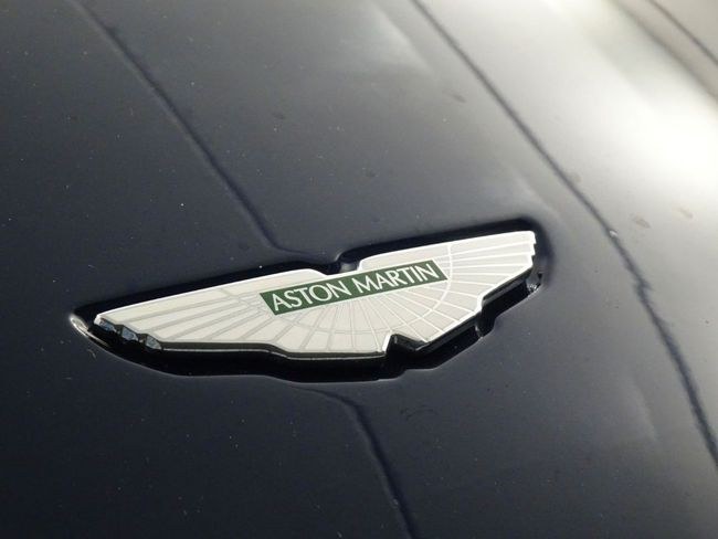 Foto Aston Martin V8 Vantage 32