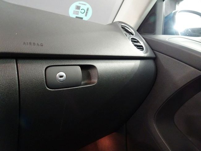 Foto Volkswagen Tiguan 11