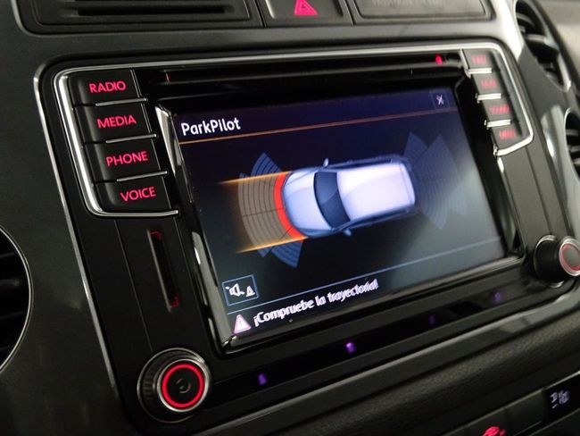 Foto Volkswagen Tiguan 26
