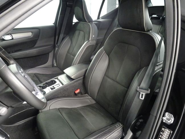 Foto Volvo XC40 13