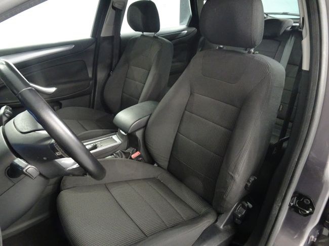Foto Ford Mondeo 12