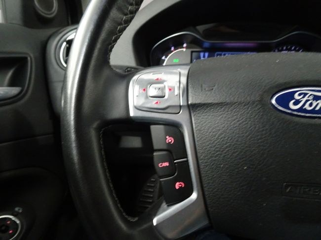 Foto Ford Mondeo 19