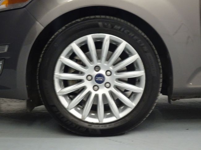 Foto Ford Mondeo 28