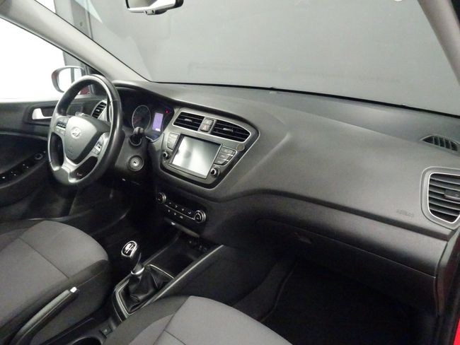 Foto Hyundai i20 11