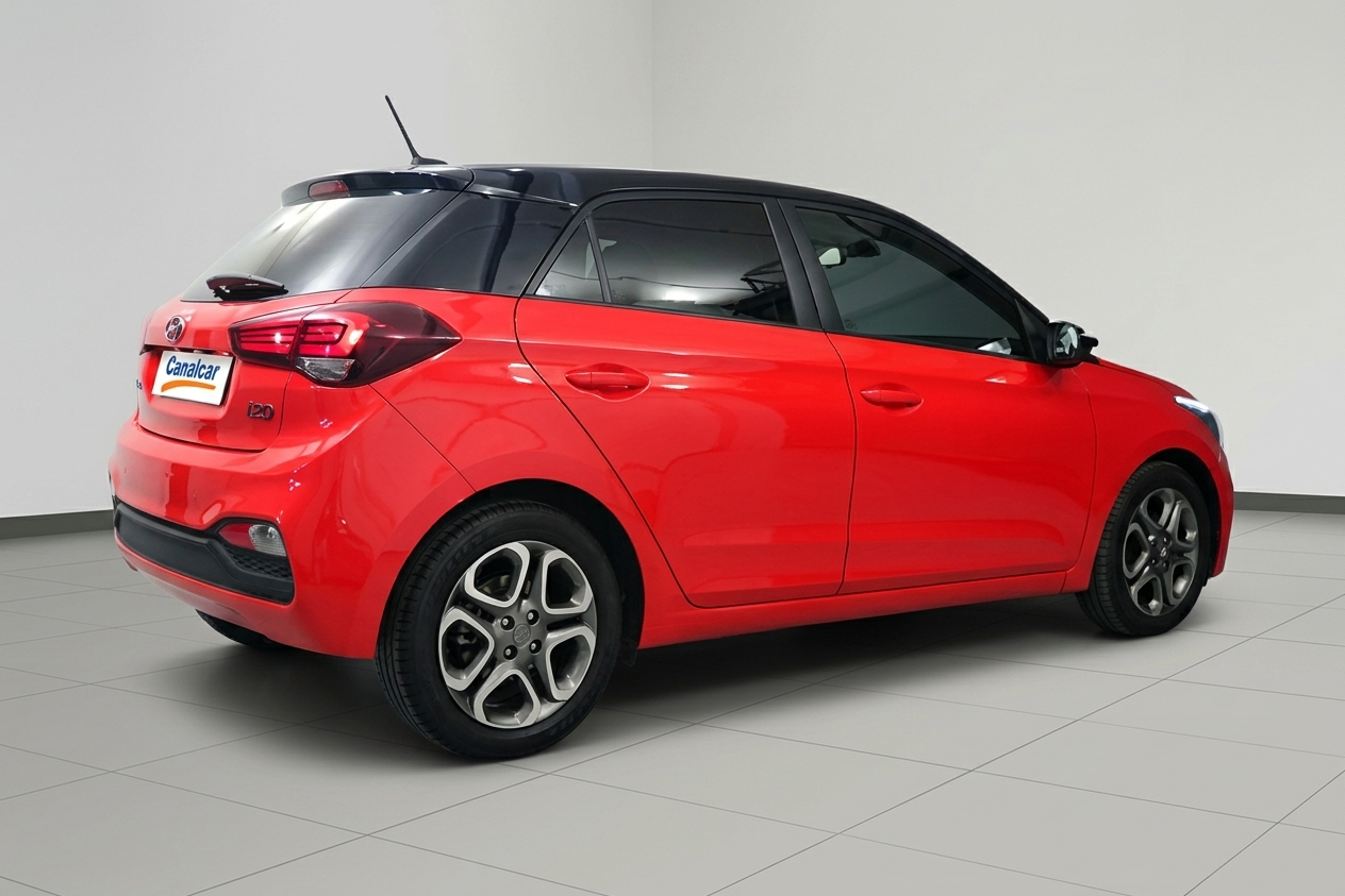 Foto Hyundai i20 4