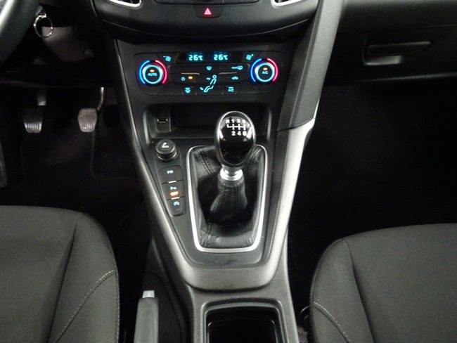 Foto Ford Focus 24